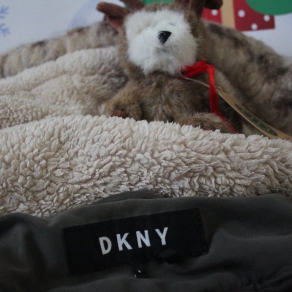 DKNY Ladies Winter Parka, Warm and Cozy, Ladies Large - Picture 2 of 5